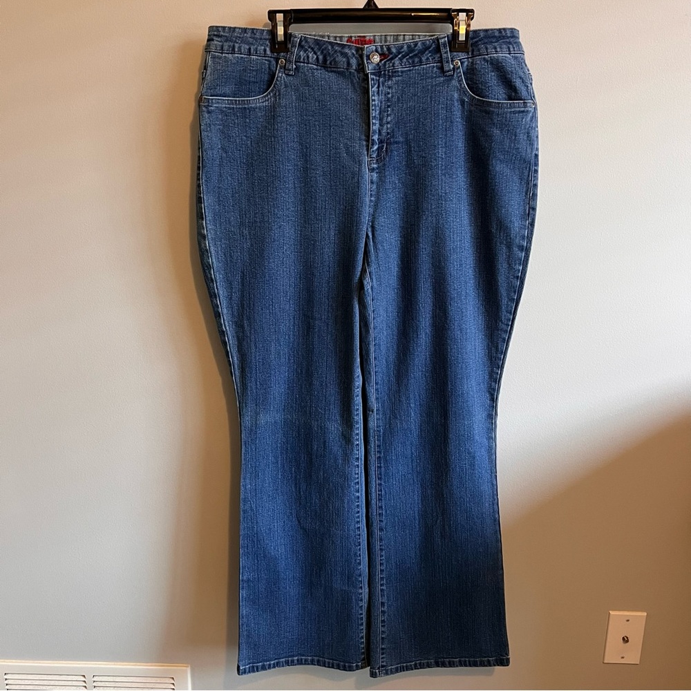 Smith's Dungarees Blue Jeans Boot Cut Stretch Med Wash High Rise Size 18 - Picture 1 of 11
